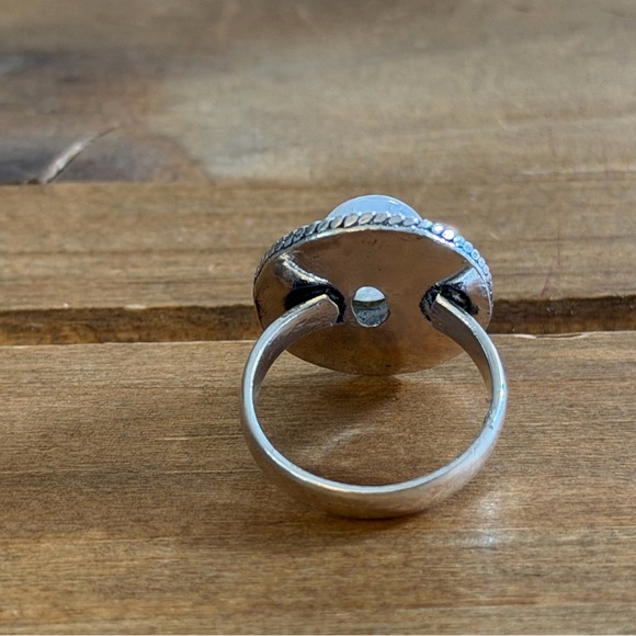 Vintage Style Genuine Rainbow Moonstone Ring Size 5.5 Silver 925 Plated Boho - Picture 3 of 3